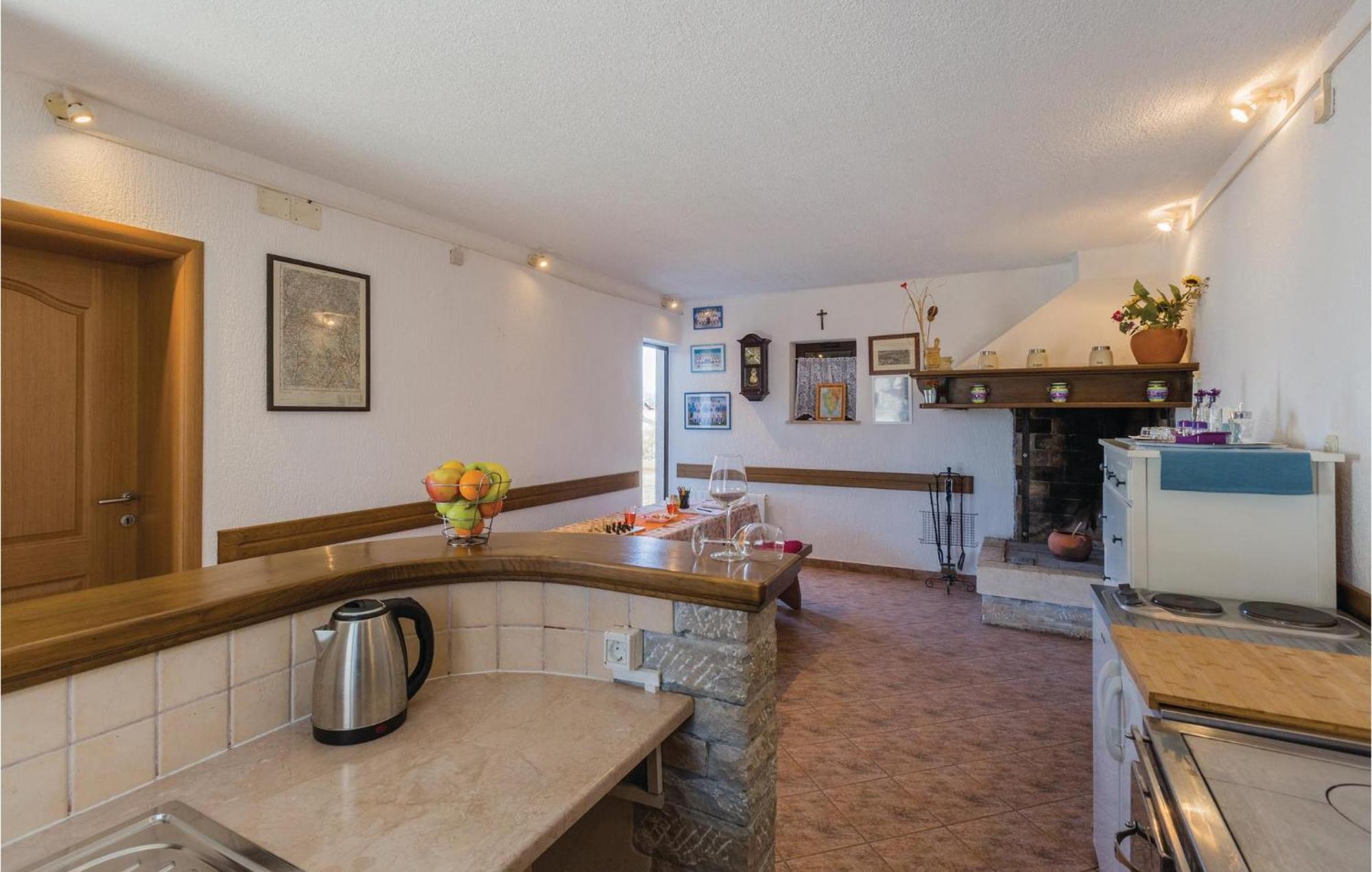 Amazing Apartment In Pazin With Wifi Katun Lindarski 外观 照片