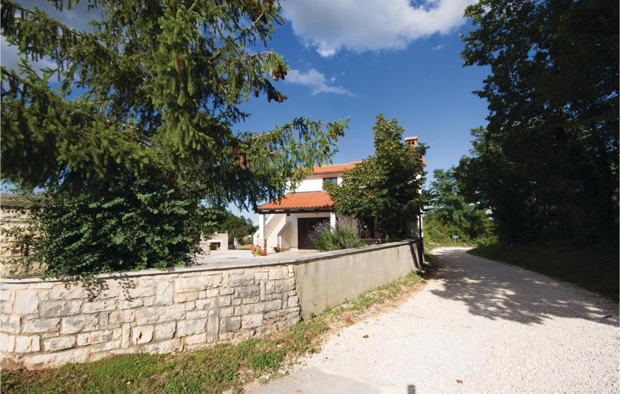 Amazing Apartment In Pazin With Wifi Katun Lindarski 外观 照片