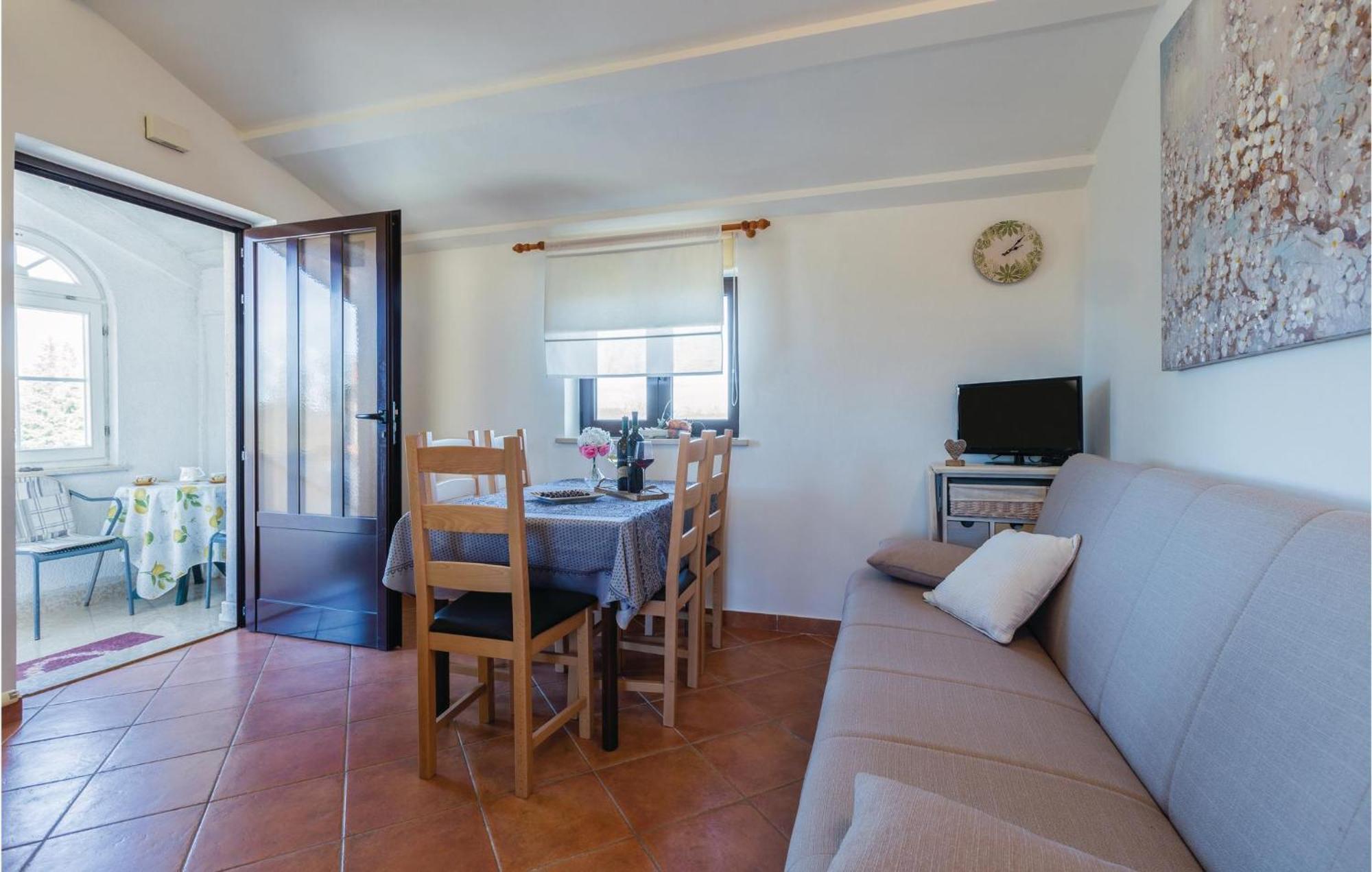 Amazing Apartment In Pazin With Wifi Katun Lindarski 外观 照片